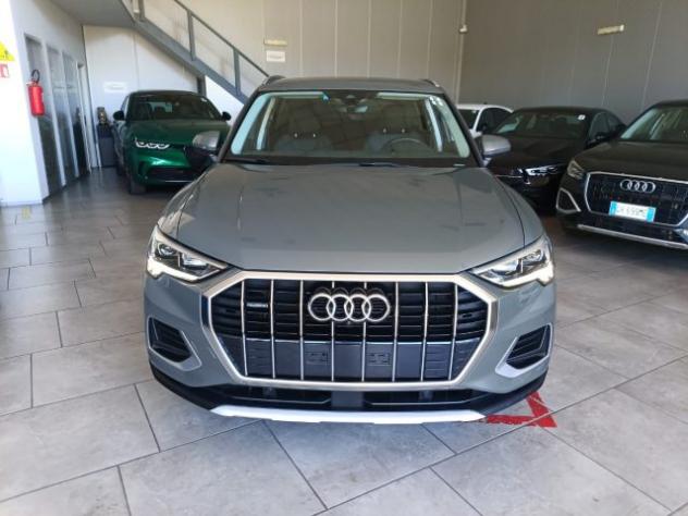 AUDI Q3 35 TDI quattro S tronic Business Advanced rif. 24199347 - Foto 2