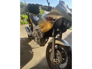 VENDO MOTO YAMAHA TDM 850