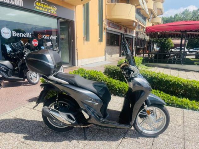 HONDA SH 150 TUTTO INCLUSO ANCHE PASSAGGIO! MINI RATE rif. 24052072 - Foto 4