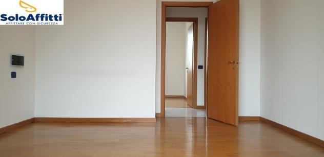 Trilocale in affitto a Solaro - Foto 6