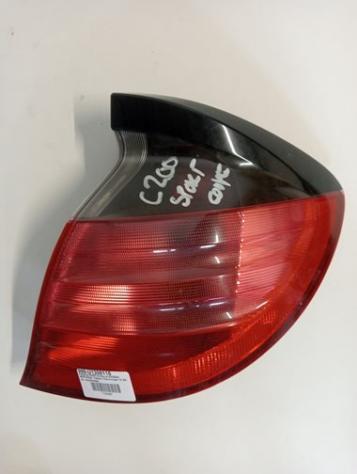 FANALE POST.D.(fino al 03/2004) 999-U1306116 Parti elettriche  Fanaleria  Fanali  Fanale post. dx. MERCEDES - Classe C Sportcoupe - 01-03-2001 - 01-02