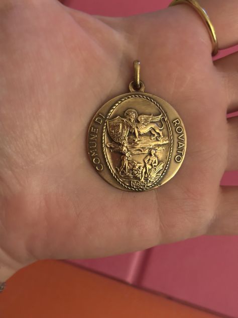 CIONDOLO/MEDAGLIA COME NUOVA,INTROVABILE,ANNO 1975,GIOCHI DELLA GIOVENTÙ-COMUNE - Foto 4