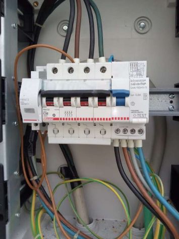 Elettricista e Antennista - Foto 3