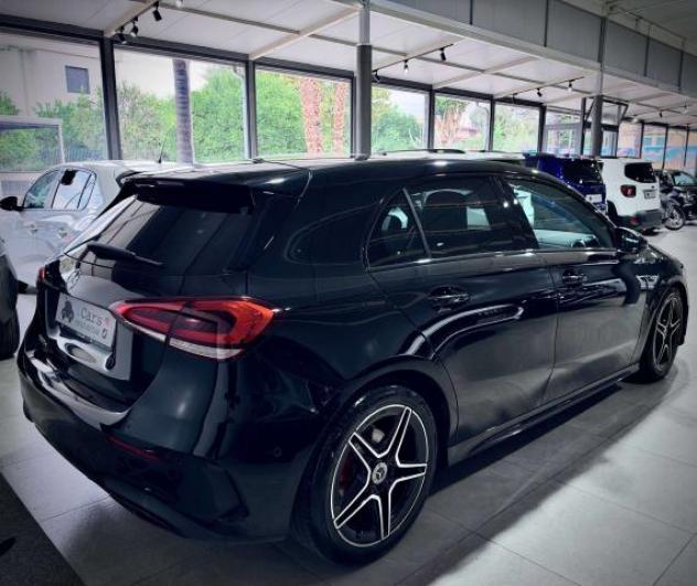 Mercedes-Benz A 180 d 116CV Premium AMG Night Edition - Foto 6