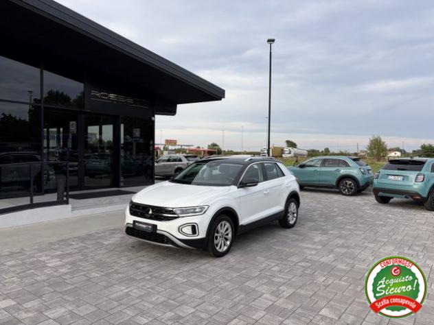 VOLKSWAGEN T-Roc 2.0 TDI RESTYLING con GANCIO TRAINO rif. 24130118