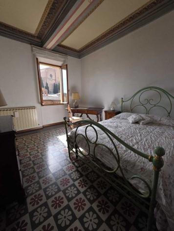 Pentalocale in affitto a Siena