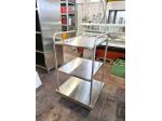 scaffalatura a 3 ripiani self-service usata