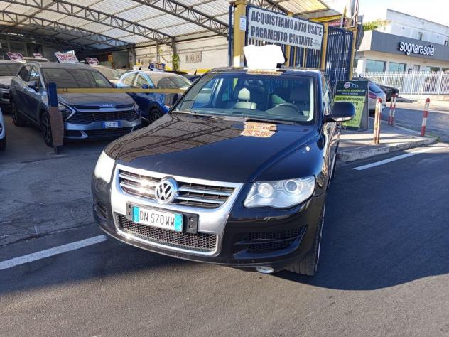 VOLKSWAGEN Touareg V6 TDI aut. Executive NAVIGATORE