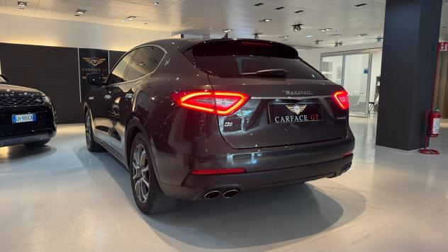 MASERATI LEVANTE 350CV 3.0B - 2018 - Foto 6