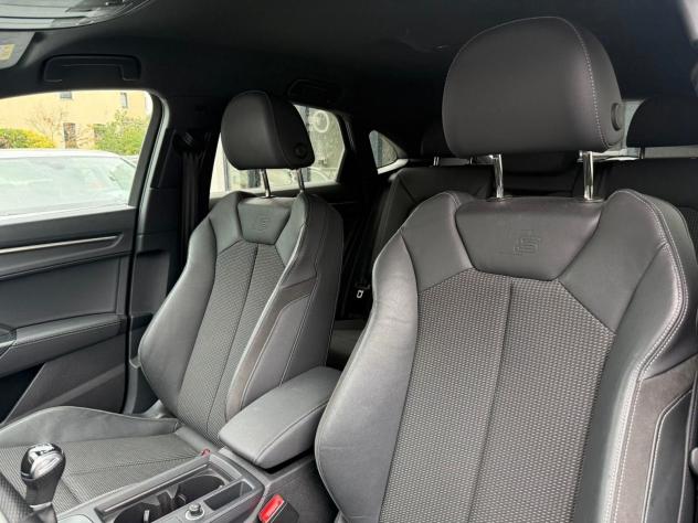 Audi Q3 35 TFSI S line edition - Foto 6