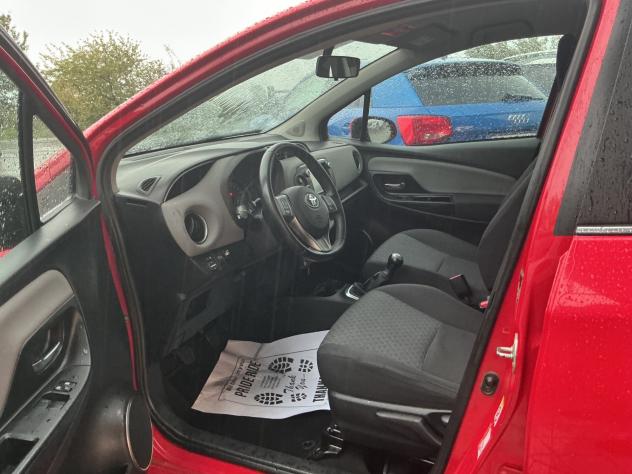 Toyota Yaris 1.0.GPL. 5 porte Lounge - Foto 9