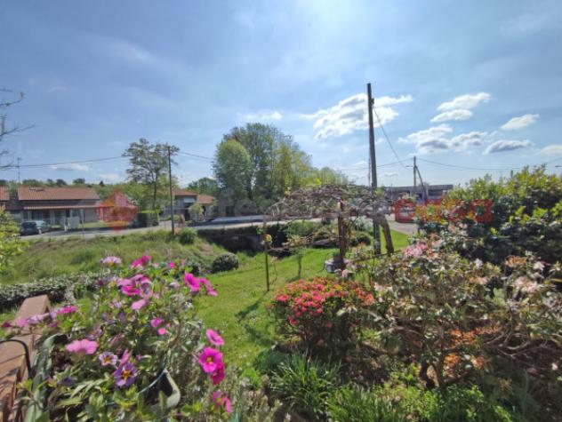 Casa indipendente di 435 m² con più di 5 locali e box auto in vendita a Oleggio Castello - Foto 8
