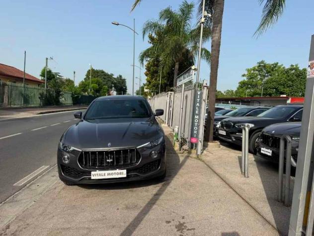 MASERATI LEVANTE 3.0 D 250 CV - Foto 3