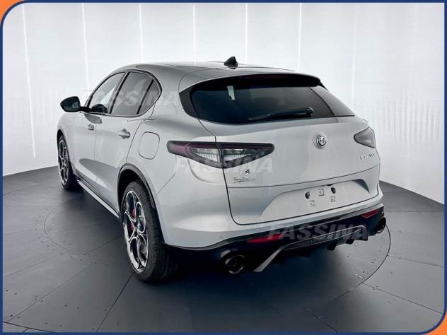 Alfa Romeo Stelvio 2.2 t Veloce Q4 210cv auto - Foto 4
