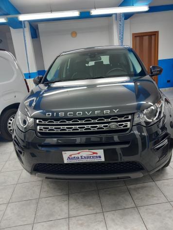 Land Rover Discovery Sport 2.0 TD4 anno 2016 145 mila km - Foto 7