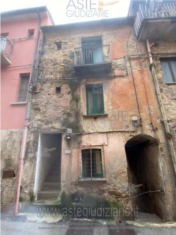 IMMOBILI-IMMOBILE RESIDENZIALE-Via Borgo San Martino n. 69/70