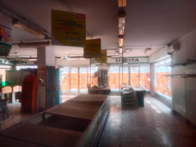 Attività / Licenza di 250 m² con 1 locale in affitto a Modena - Foto 3