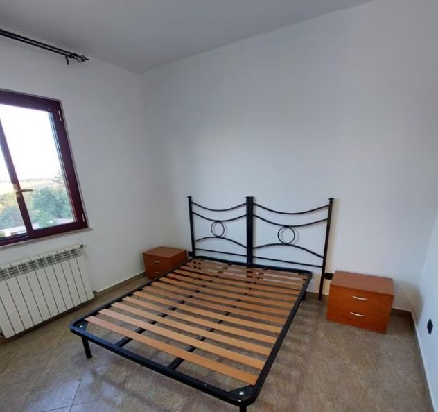 MONTE MIGLIORE BILOCALE CON BALCONE