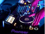 A TERRACINA DJ MAX R PER EVENTI E FESTE PRIVATE