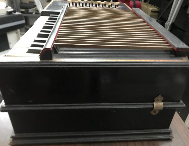 MENZENHAUER ACCORD HARMONIUM FINE '800. STRUMENTO ESTREMAMENTE RARO - Foto 2