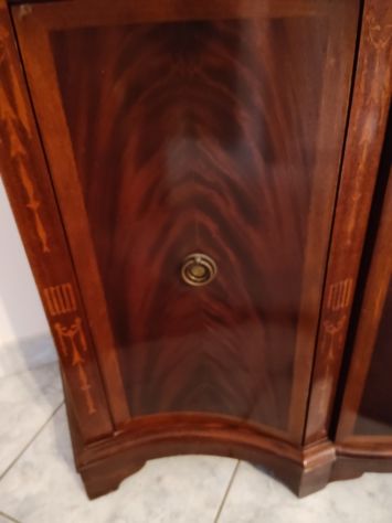 Credenza