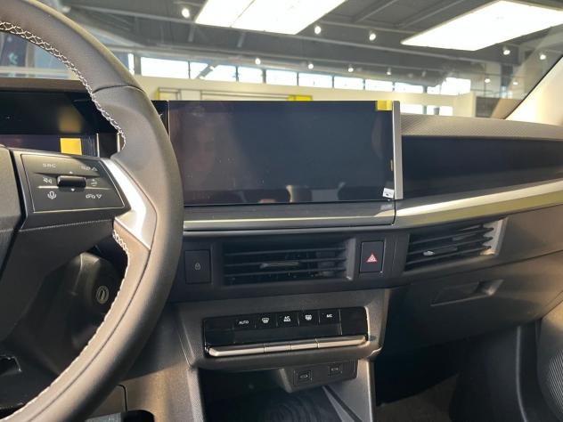 Opel Frontera GS Hybrid 145 CV (100 kW) Automatico - Foto 9