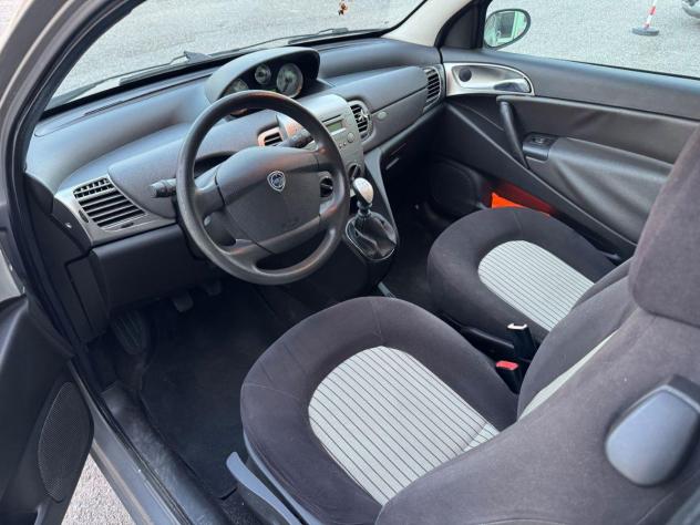 LANCIA - Ypsilon - 1.2 Argento - Foto 8
