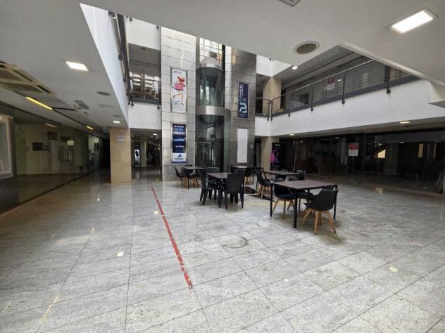 1 Vetrina in vendita a Salerno - Foto 7