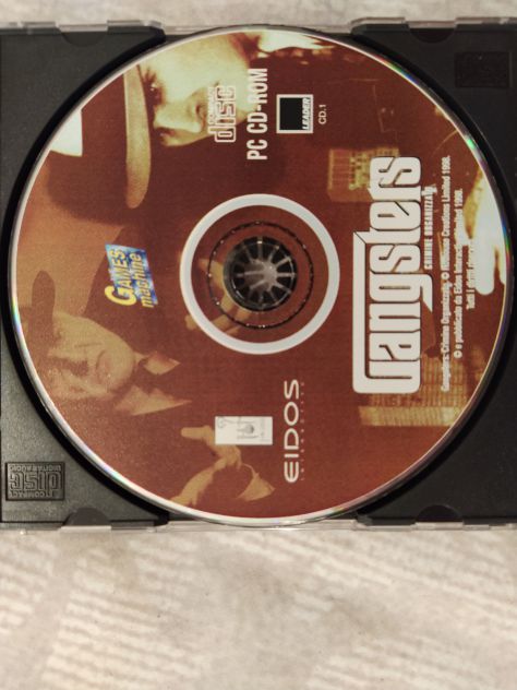 R64- CD -GANGSTERS