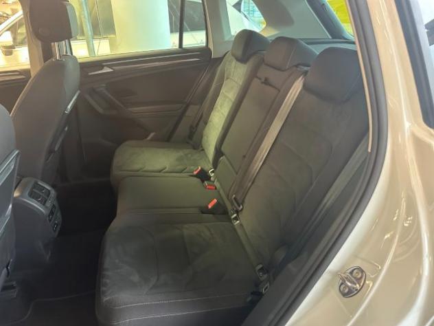 VOLKSWAGEN Tiguan 2.0 TDI SCR DSG 4MOTION Advanced BMT rif. 23975763 - Foto 10