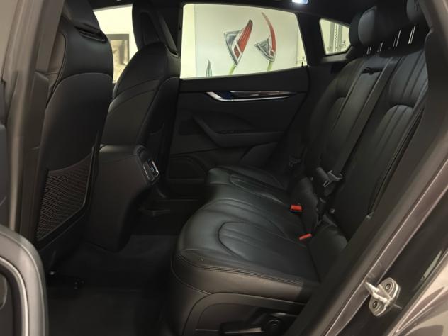 Maserati Levante 3.0 V6 Diesel 275cv AWD Gransport Pelle Xeno 21” - Foto 8