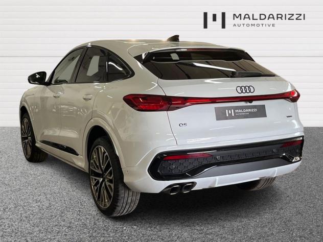 Audi Q5 II 2025 Sportback Sportback 2.0 tdi mhev+ S line edition quattro 204cv s-tr - Foto 4