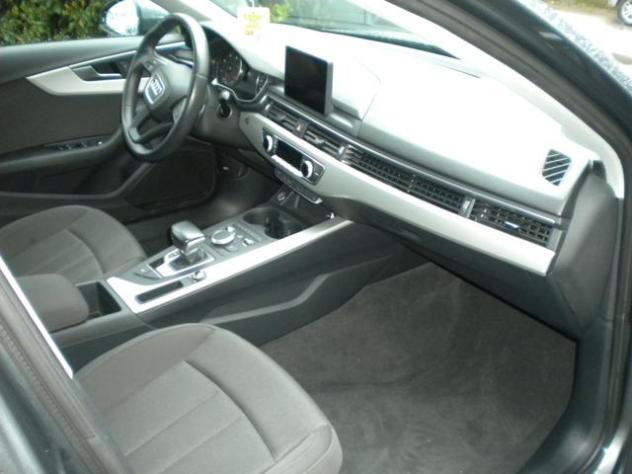 AUDI A4 Avant 35 TDI S tronic Design rif. 24234227 - Foto 8