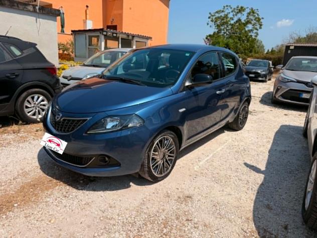 Lancia Ypsilon 1.0 Hybrid Gold NO VINCOLO Ok Neop.