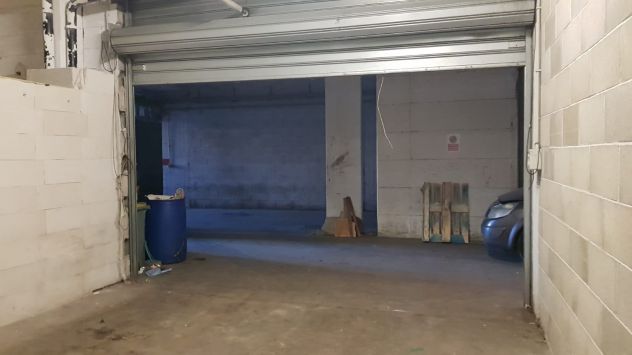 Roma ponte di nona magazzini depositi garage prenestina collatina lunghezza