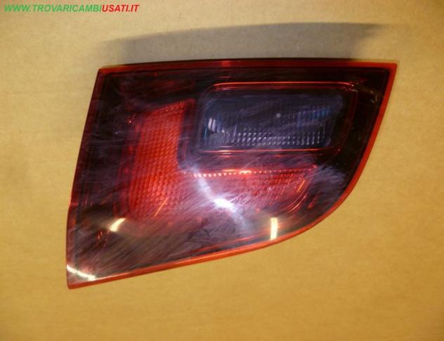 FANALE POST. PARTE INT. D. OPEL ASTRA (P10) Sports Tourer  Parti elettriche  Fanaleria  Fanali  Fanale post. sx. OPEL - ASTRA J Sports Tourer - 01-09-