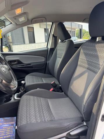 Toyota Yaris 1.0 5 porte Lounge - Foto 10