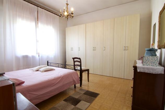 RONCO ALL'ADIGE – CASA INDIPENDENTE DI 320 MQ DIVISIBILE IN 2 ABITAZIONI CON 600 MQ DI GIARDINO - Foto 7