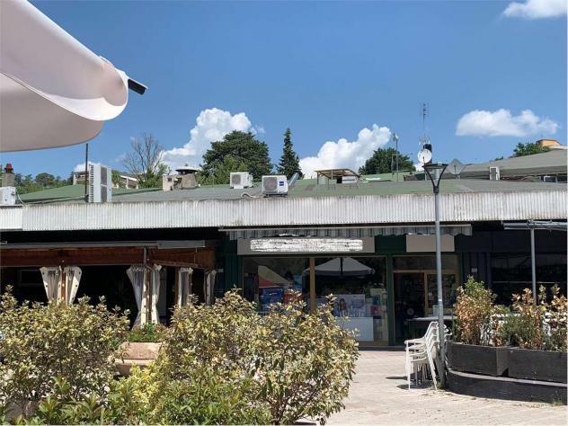 C2850SP - San Mariano - Vendiamo locale ottima redditività! - Foto 2