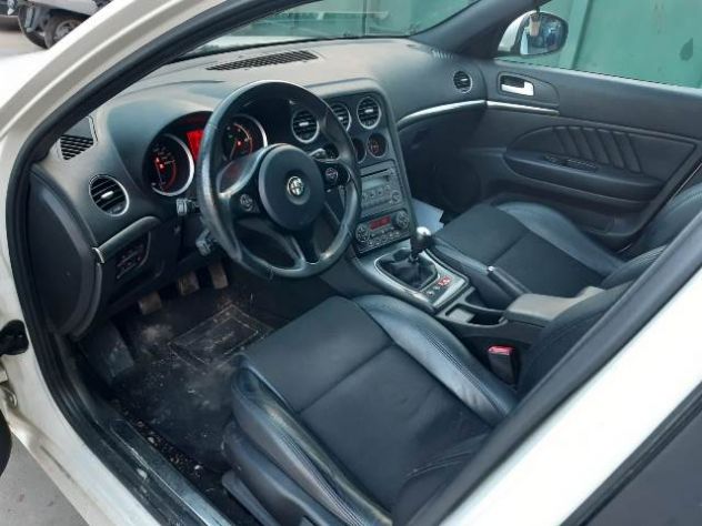 Ricambi vari Alfa Romeo 159 2.0 JTDM del 2012 - Foto 6