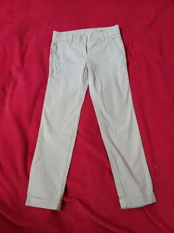 lotto pantaloni bambina 8 anni. 4 pantaloni 1 jaggy 1 Benetton 1 ido 1 deha Tutt - Foto 4