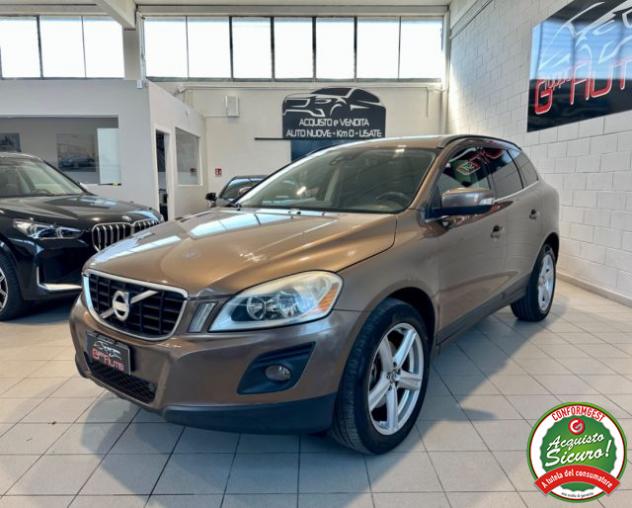 VOLVO XC60 2.4 D AWD Momentum rif. 23880032