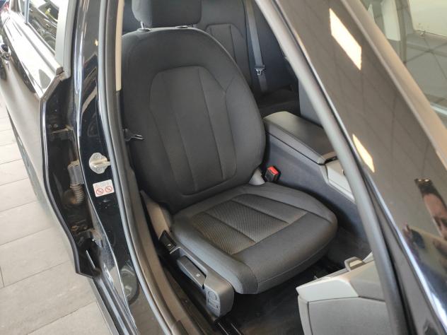 BMW Serie 3 330e Plug In Hybrid Camera 360° Navi Fari LED - Foto 5