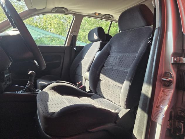 Volkswagen Golf 1.6 benzina 100cv - Foto 10