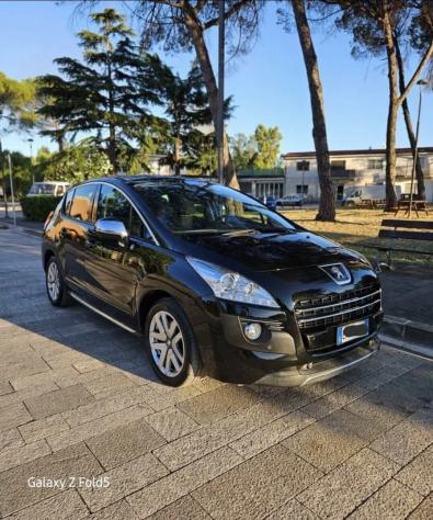 Peugeot 3008 HYbrid4