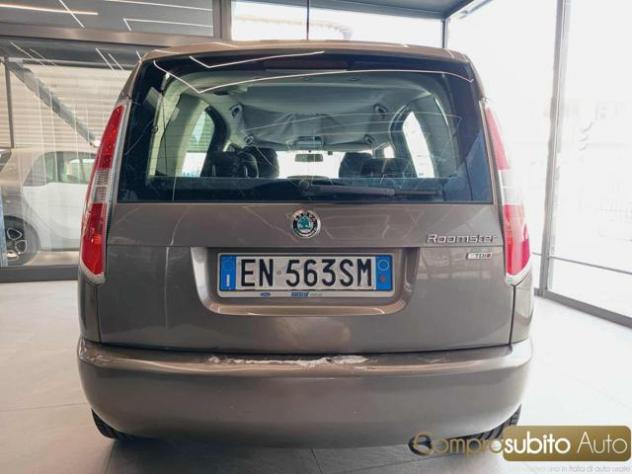 SKODA Roomster 1.2 TDI CR 75CV Active rif. 24104477 - Foto 6