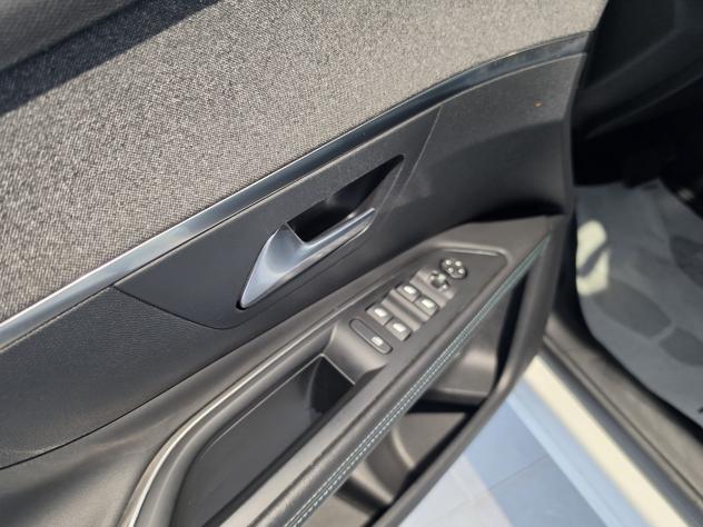 Peugeot 3008 BlueHDI 130 EAT8 S&S Allure Pack - Foto 6