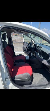 Bellissima FIAT PANDA 3A SERIE anno 2012 - Foto 9