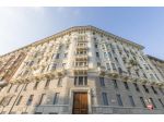 Attico / Mansarda di 275 m² con più di 5 locali in vendita a Milano