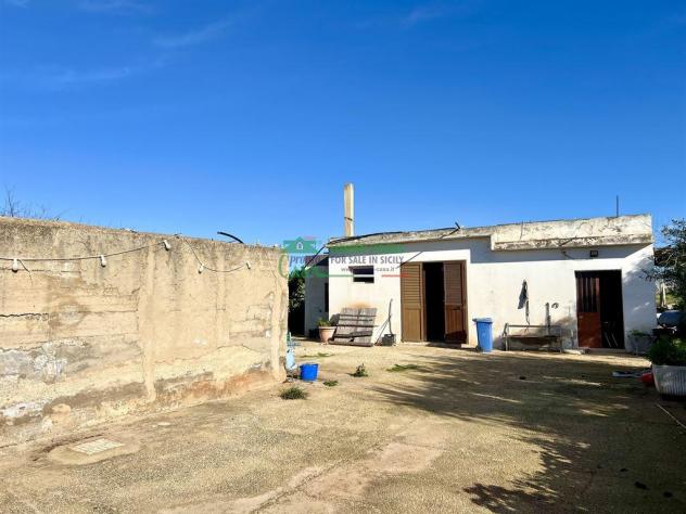 Rif. 2336 - Casa indipendente con terreno a Santa Croce Camerina